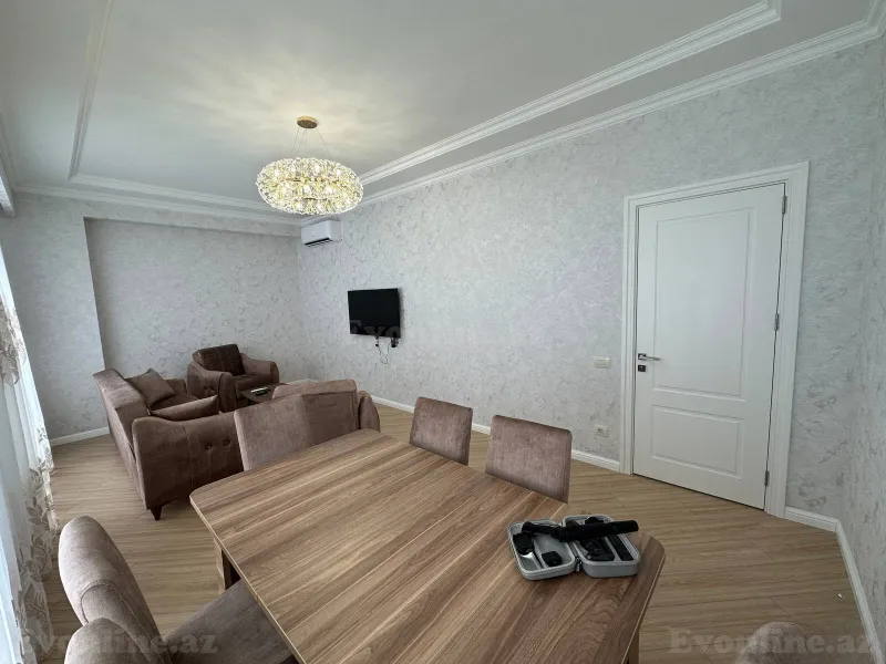 3 otaqlı Mənzil 97 m² 8-ci kilometr Satılır