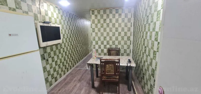 3 otaqlı Mənzil 80 m² Neftçilər m. Kirayə verilir