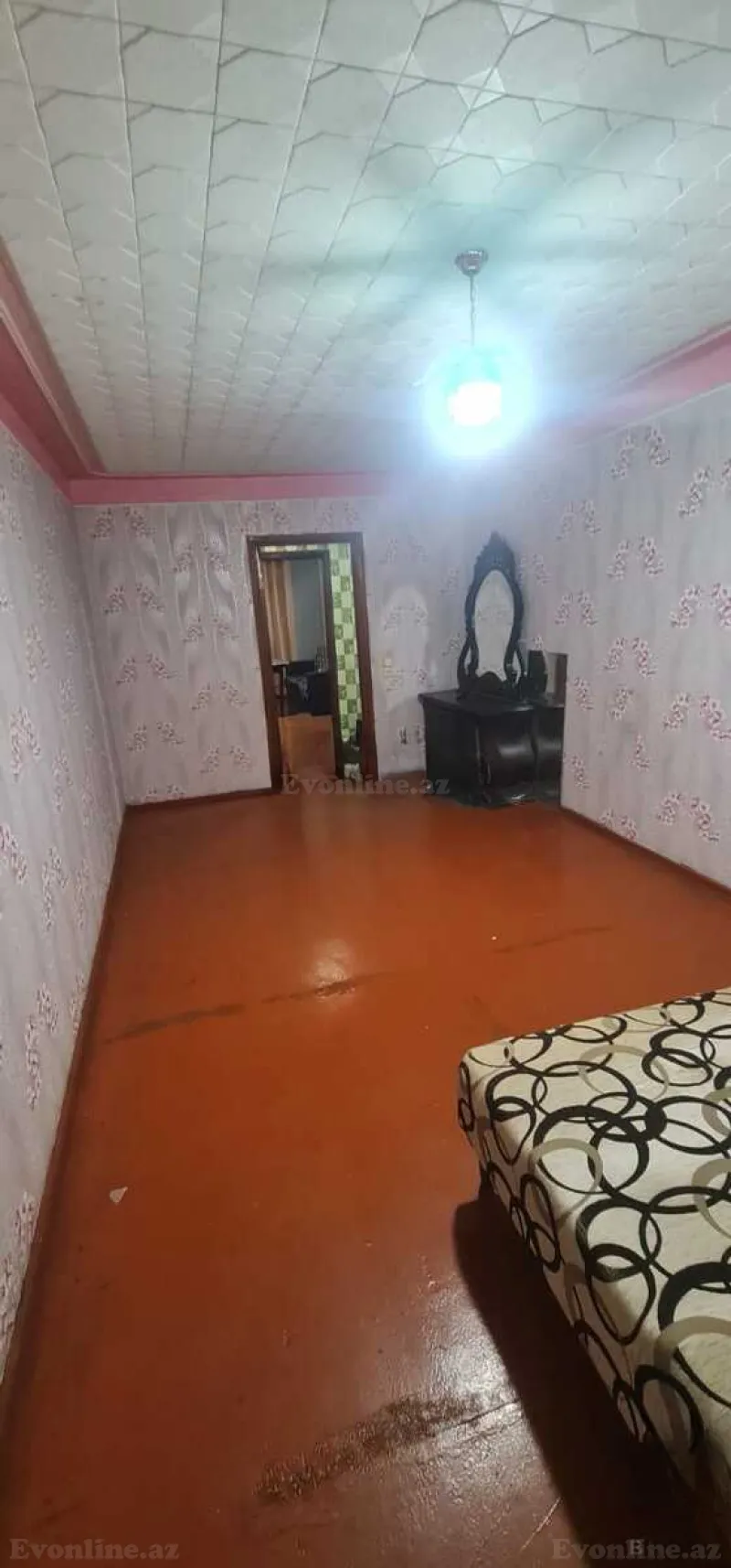 Kirayə verilir 3 otaqlı Mənzil Köhnə tikili 80 m² Neftçilər m. - şəkil 14