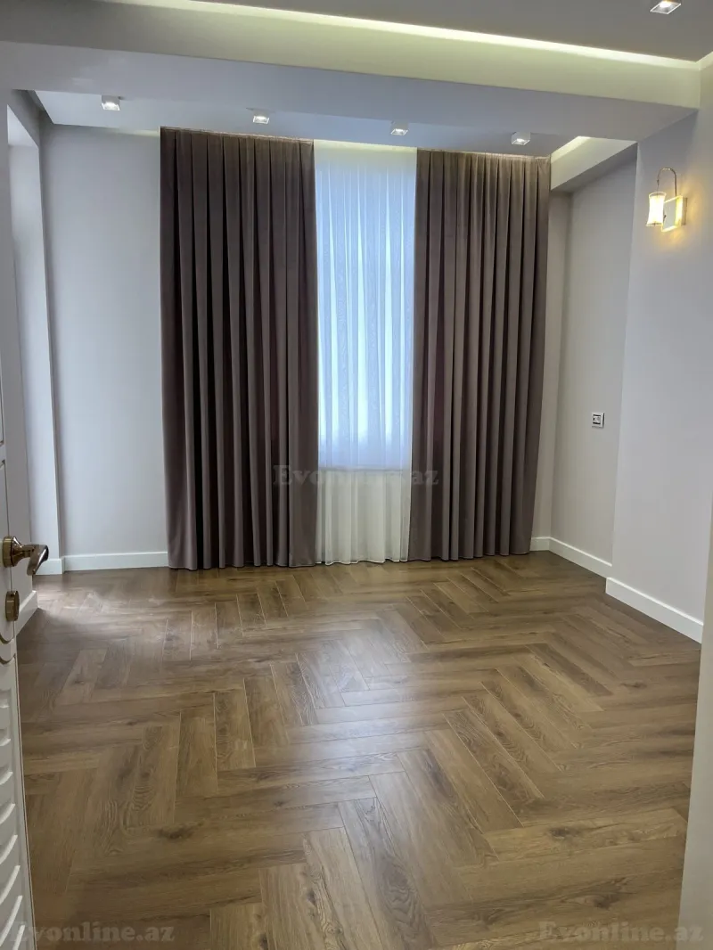Satılır 4 otaqlı Mənzil Yeni tikili 190 m² Qara Qarayev m. - şəkil 13