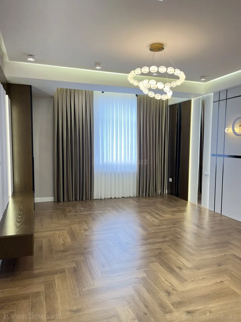 Satılır 4 otaqlı Mənzil Yeni tikili 190 m² Qara Qarayev m. - şəkil 14