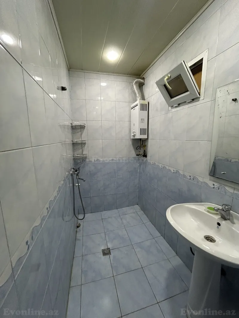 Satılır 3 otaqlı Mənzil Köhnə tikili 69 m² Massiv V - şəkil 8