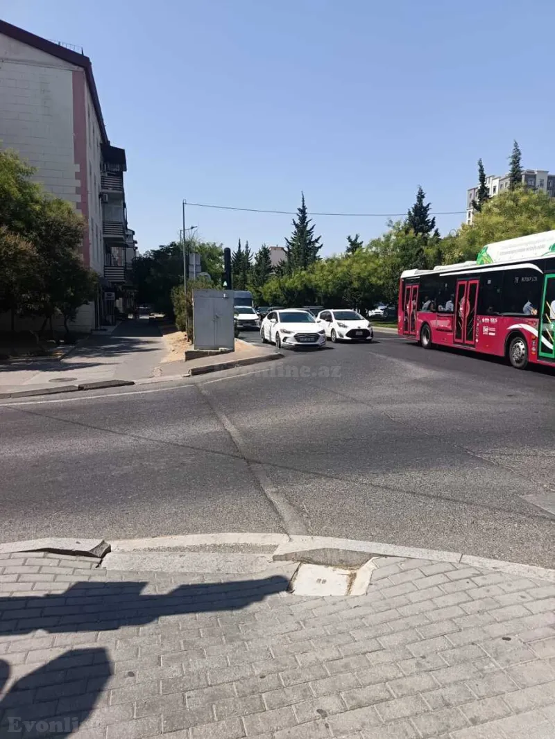 Obyekt 105 m² Nizami m. Satılır