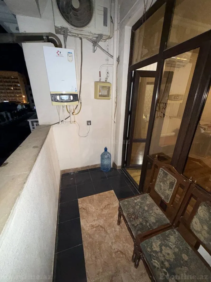Kirayə verilir 3 otaqlı Mənzil Yeni tikili 100 m² Nərimanov r. - şəkil 15