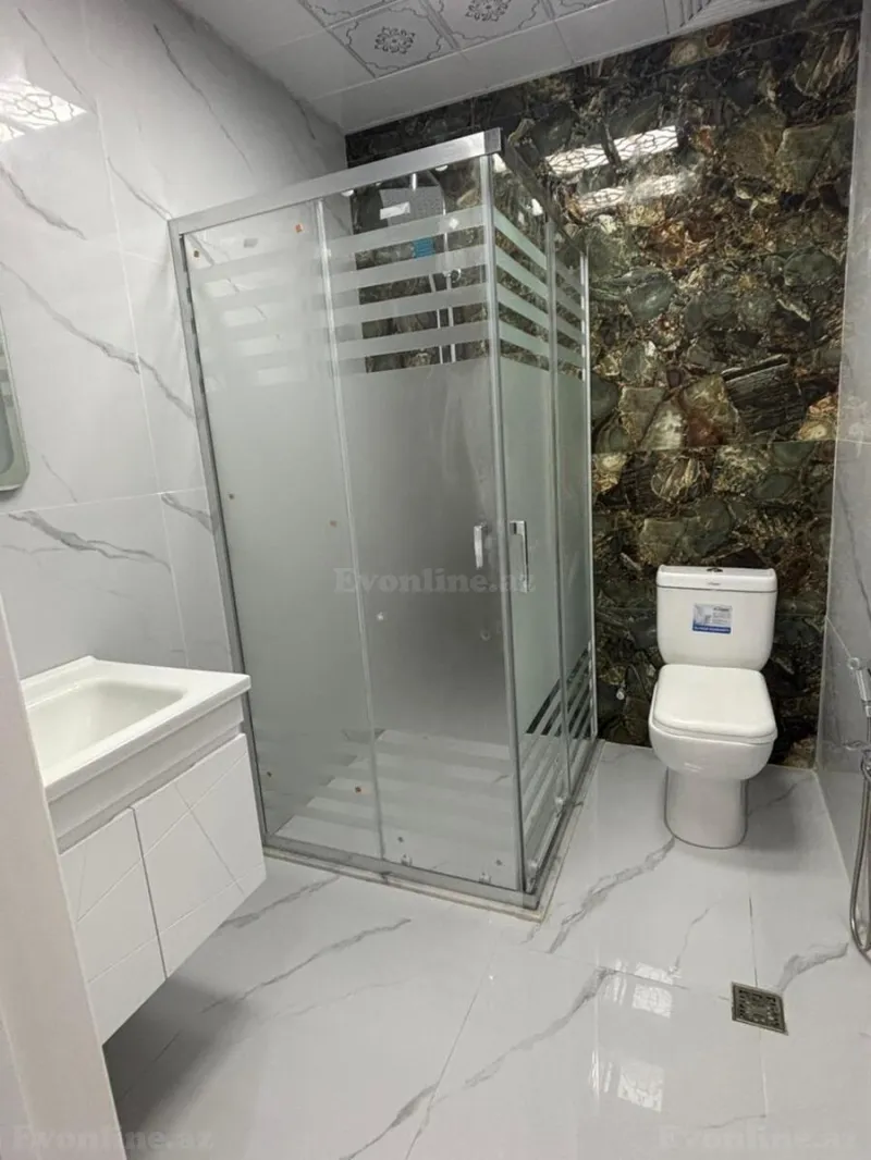 Satılır 3 otaqlı Mənzil Yeni tikili 80 m² 28 May m. - şəkil 10