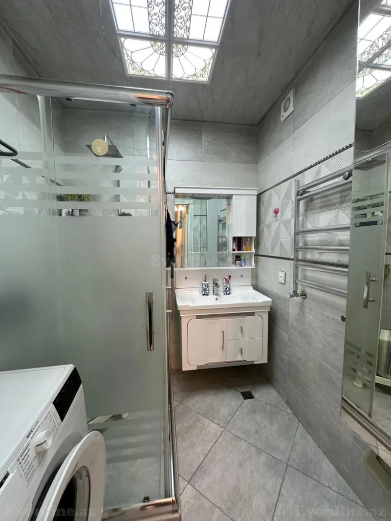 Satılır 2 otaqlı Mənzil Yeni tikili 75 m² 20 Yanvar m. - şəkil 14