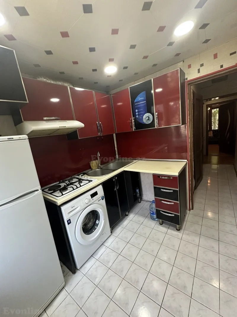 Satılır 3 otaqlı Mənzil Köhnə tikili 70 m² 8-ci kilometr - şəkil 8