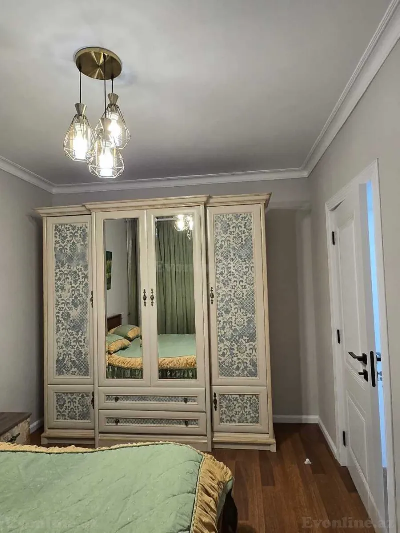Kirayə verilir 4 otaqlı Mənzil Köhnə tikili 100 m² Səbail r. - şəkil 5