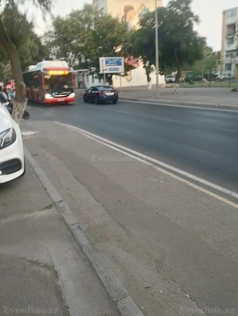 Satılır 3 otaqlı Mənzil Köhnə tikili 70 m² Əmircan - şəkil 5