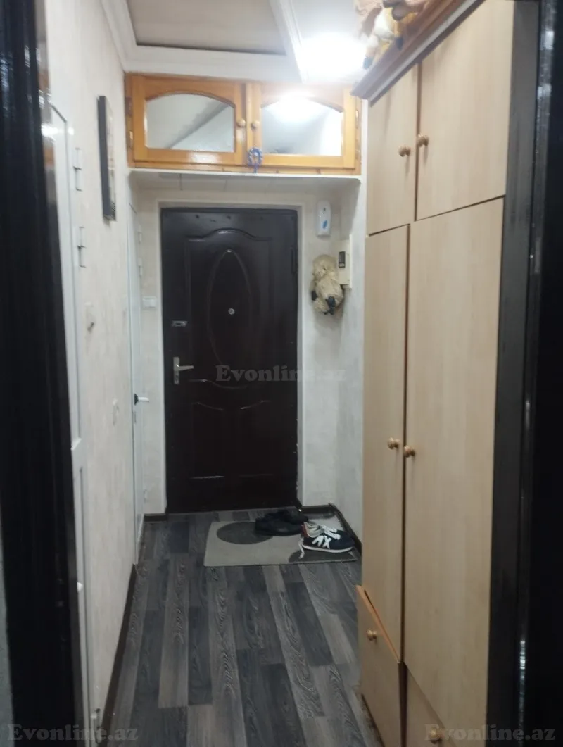 Satılır 3 otaqlı Mənzil Köhnə tikili 70 m² Əmircan - şəkil 8