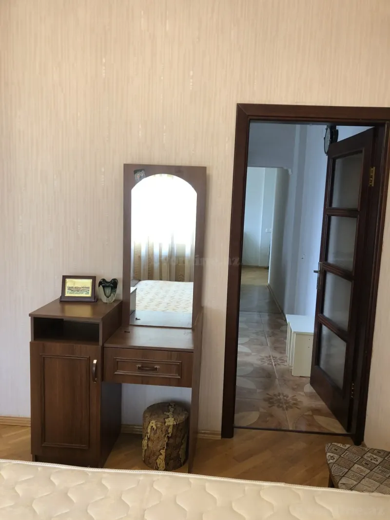 Kirayə verilir 2 otaqlı Mənzil Yeni tikili 70 m² Əhmədli m. - şəkil 14