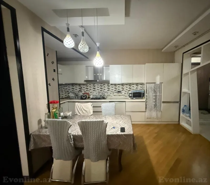 3 otaqlı Mənzil 110 m² Yeni Yasamal Kirayə verilir