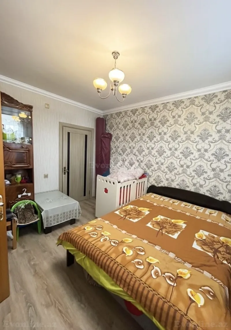 Satılır 3 otaqlı Mənzil Köhnə tikili 60 m² Massiv D - şəkil 2