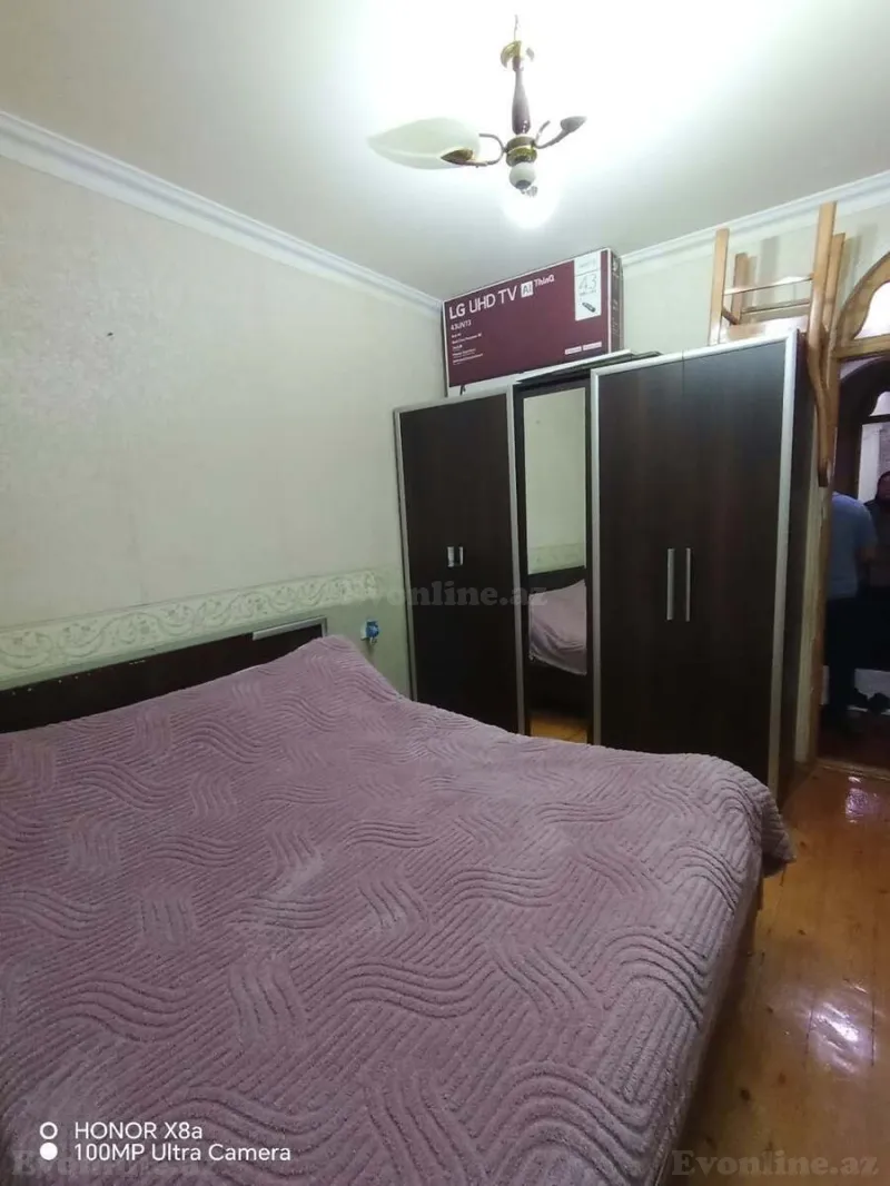 Satılır 2 otaqlı Mənzil Köhnə tikili 60 m² Yasamal r. - şəkil 5