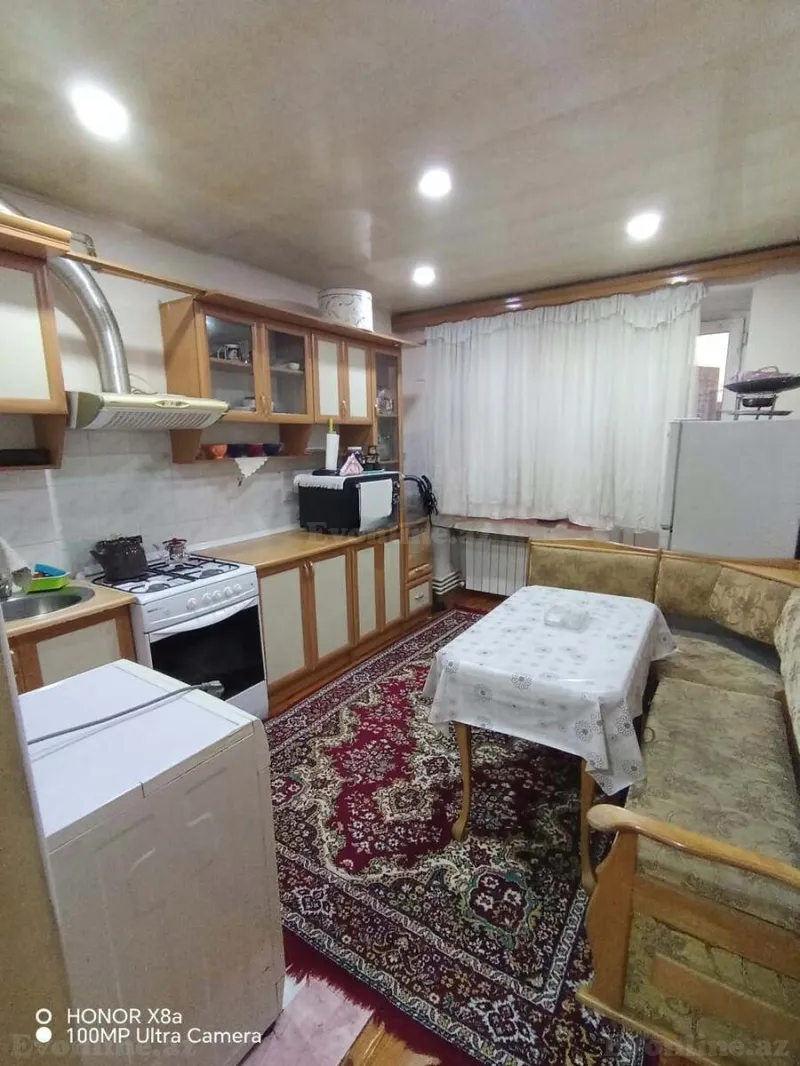 Satılır 2 otaqlı Mənzil Köhnə tikili 60 m² Yasamal r. - şəkil 16