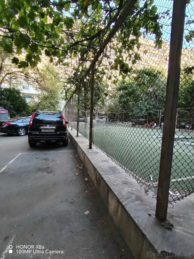 Satılır 2 otaqlı Mənzil Köhnə tikili 60 m² Yasamal r. - şəkil 18
