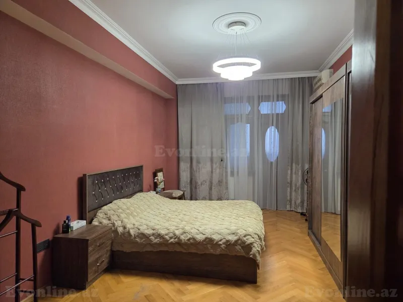 Satılır 3 otaqlı Mənzil Yeni tikili 100 m² İnşaatçılar m. - şəkil 4