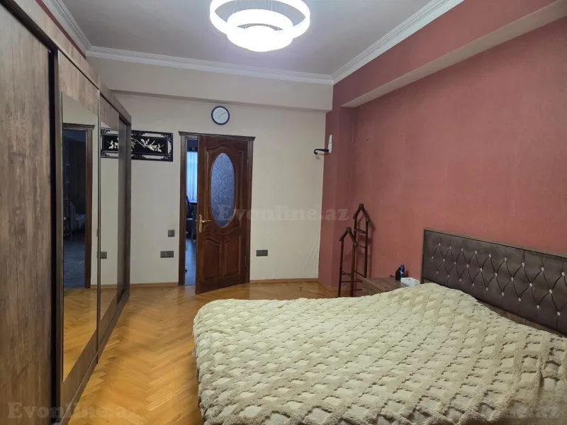 Satılır 3 otaqlı Mənzil Yeni tikili 100 m² İnşaatçılar m. - şəkil 5