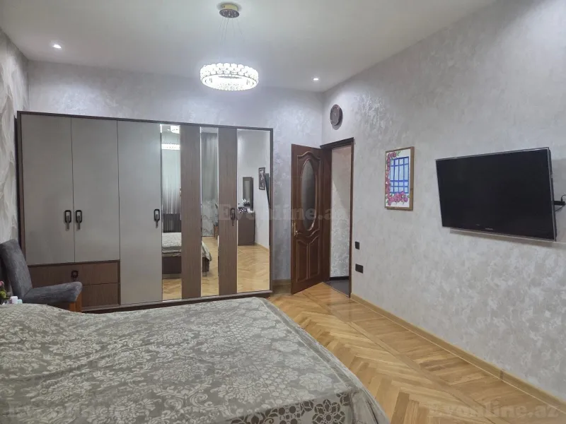 Satılır 3 otaqlı Mənzil Yeni tikili 100 m² İnşaatçılar m. - şəkil 6