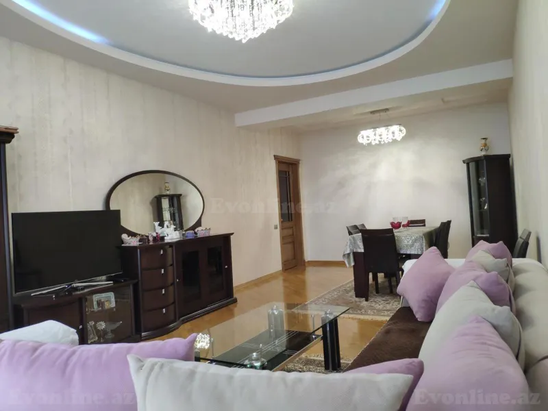 4 otaqlı Mənzil 170 m² Memar Əcəmi m. Kirayə verilir