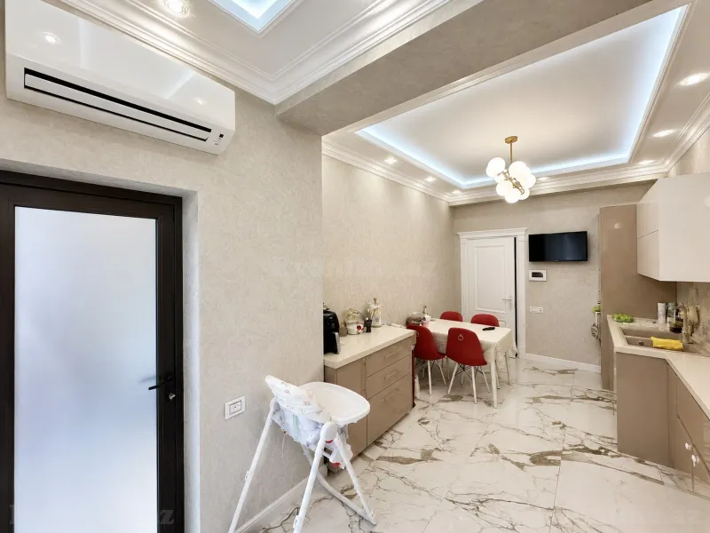 Satılır 2 otaqlı Mənzil Yeni tikili 115 m² 28 May m. - şəkil 14