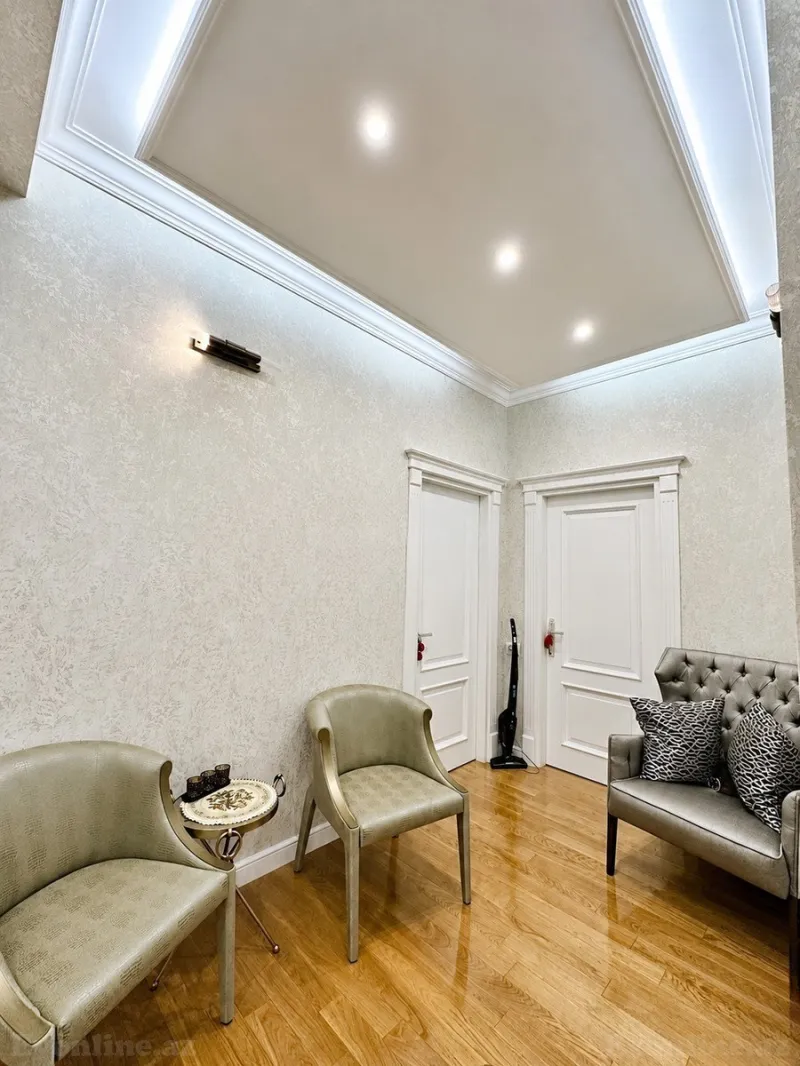 Satılır 2 otaqlı Mənzil Yeni tikili 115 m² 28 May m. - şəkil 19