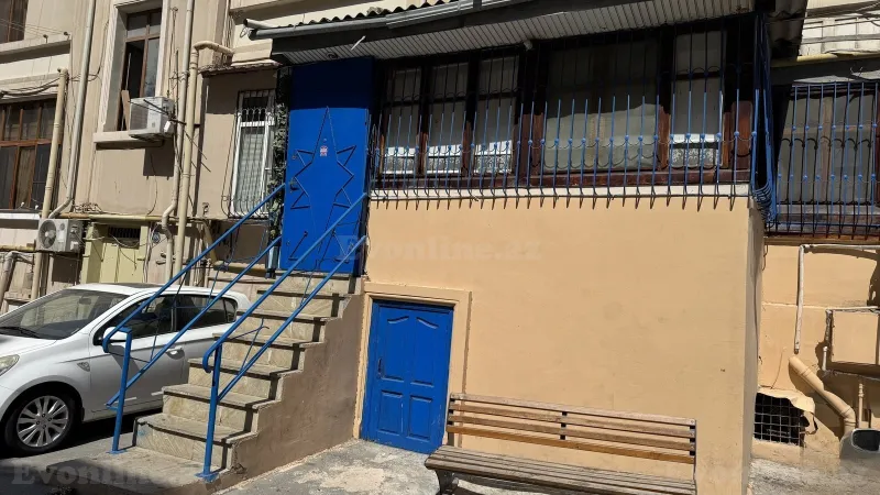 Satılır 2 otaqlı Mənzil Köhnə tikili 39 m² Bayıl - şəkil 2