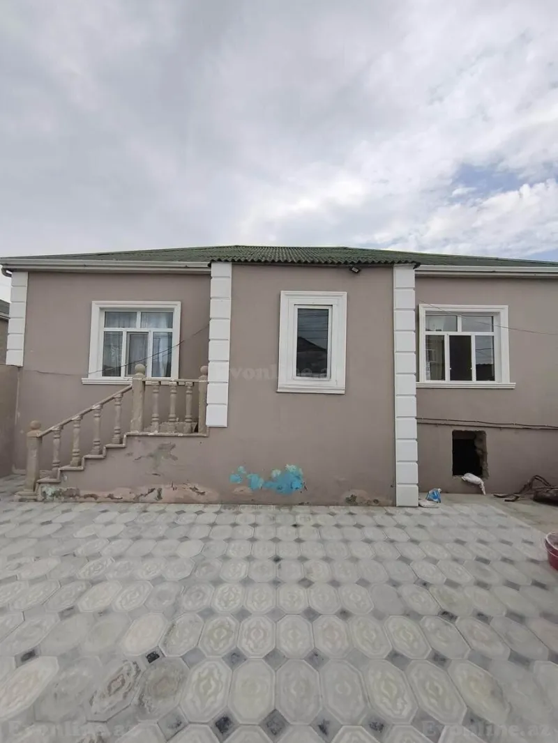 4 otaqlı Həyət evi 104 m² Saray Satılır