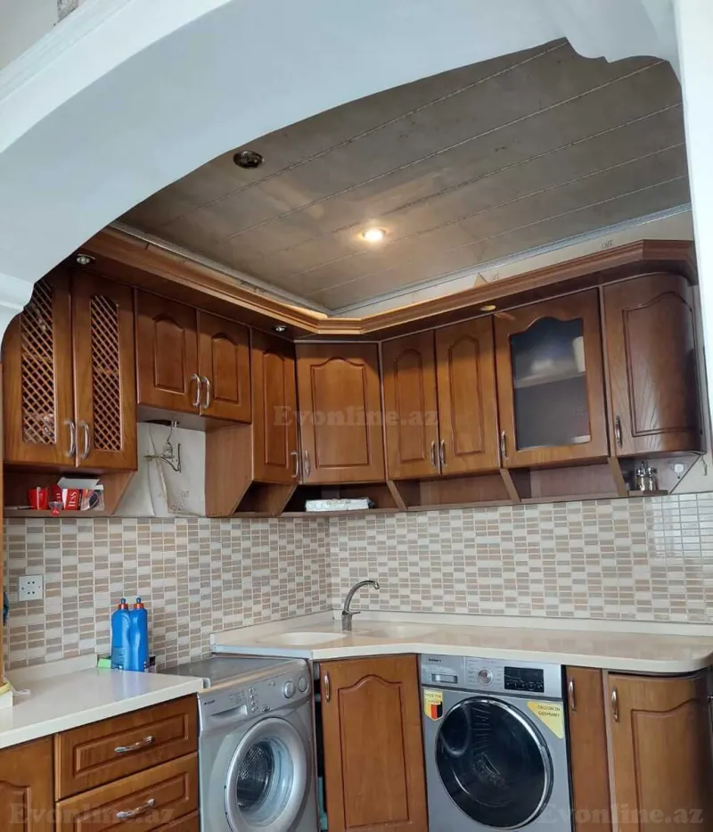 Kirayə verilir 4 otaqlı Mənzil Köhnə tikili 1065 m² Nərimanov r. - şəkil 6