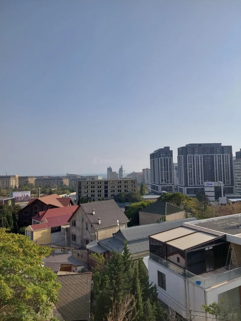 Kirayə verilir 4 otaqlı Mənzil Köhnə tikili 1065 m² Nərimanov r. - şəkil 10
