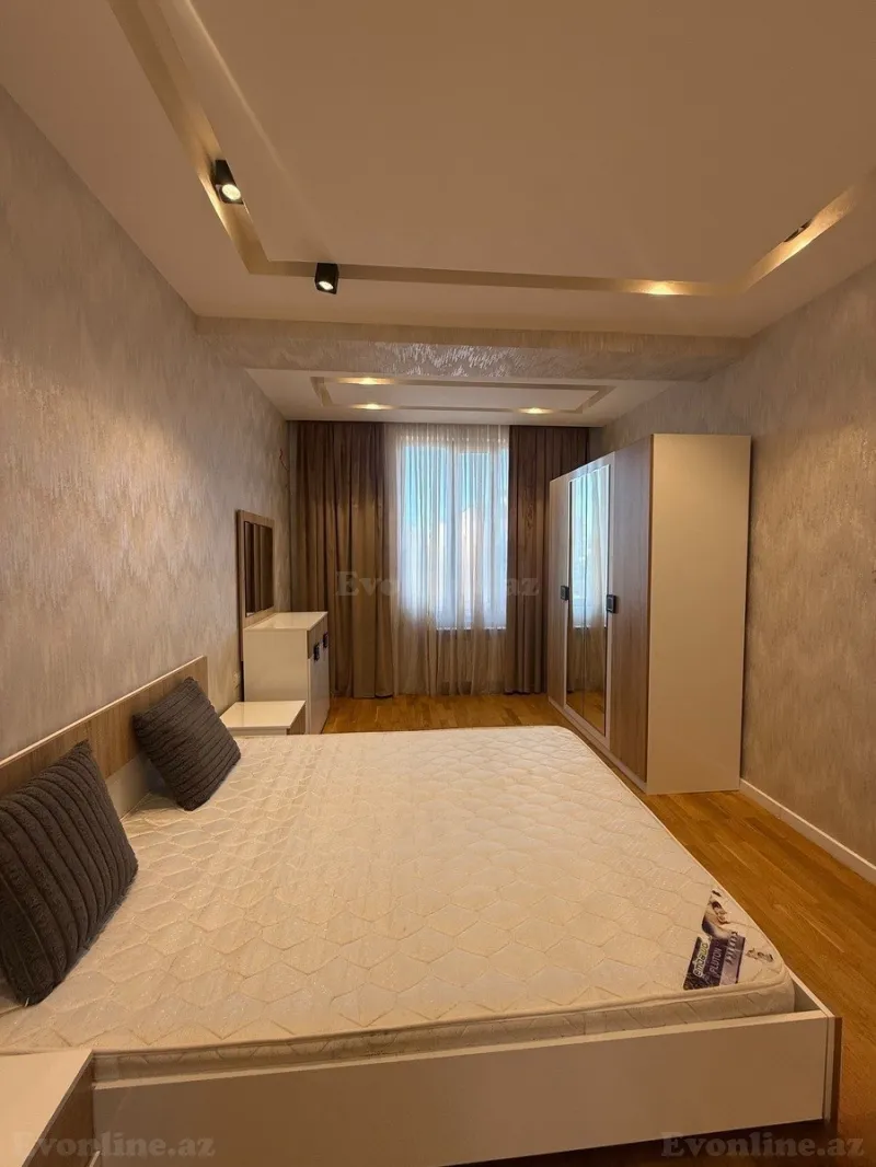 Satılır 3 otaqlı Mənzil Yeni tikili 128 m² Memar Əcəmi m. - şəkil 5