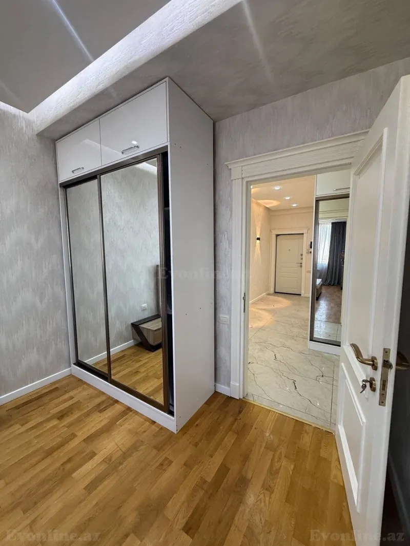 Satılır 3 otaqlı Mənzil Yeni tikili 128 m² Memar Əcəmi m. - şəkil 18
