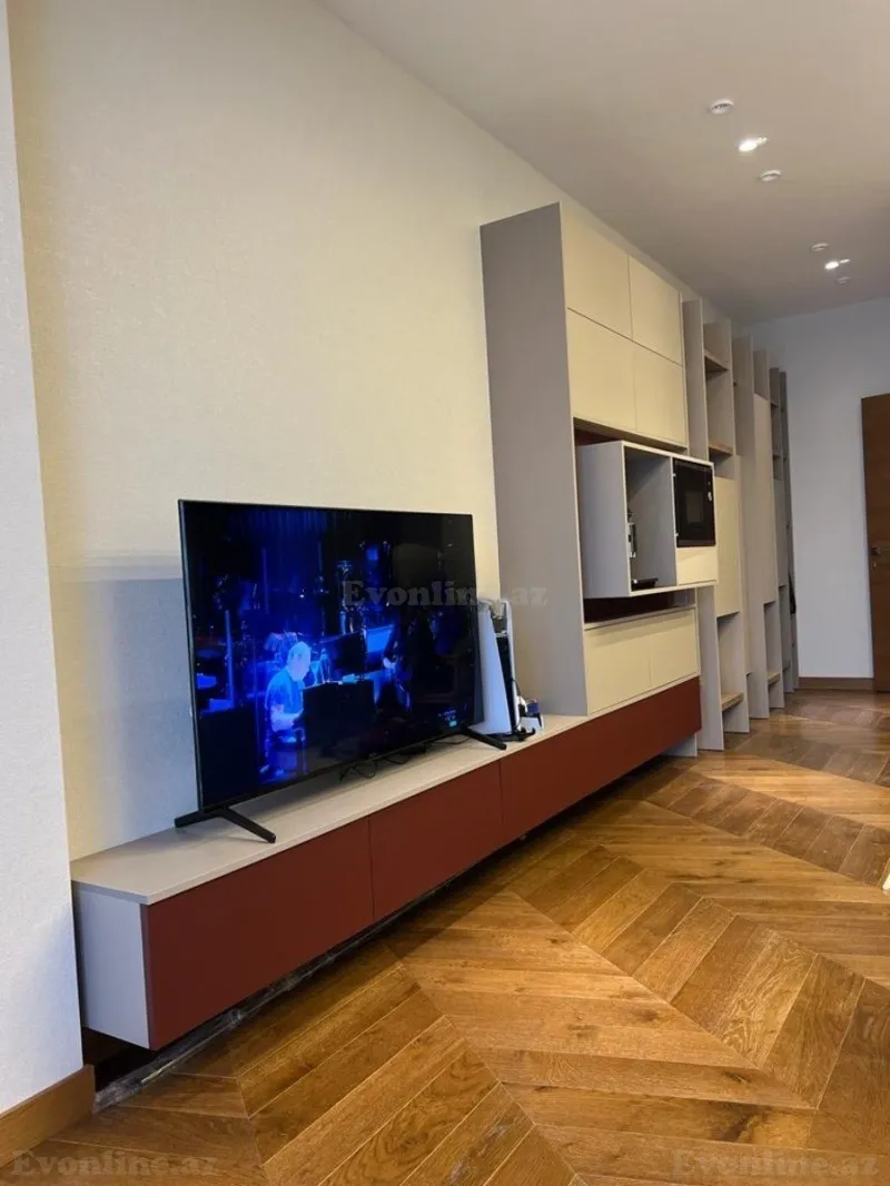 Kirayə verilir 3 otaqlı Mənzil Yeni tikili 120 m² Xətai r. - şəkil 14