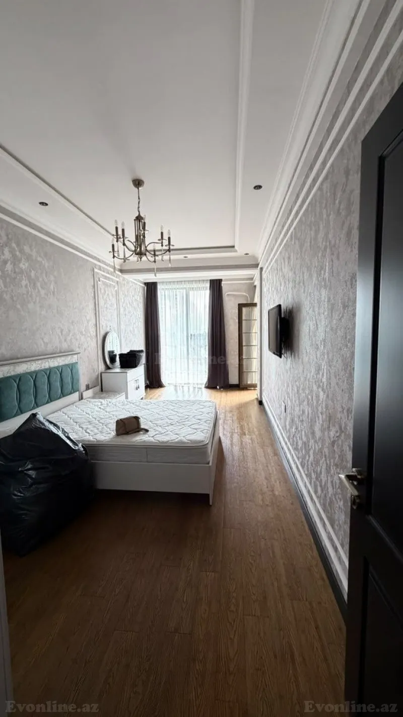 Satılır 2 otaqlı Mənzil Yeni tikili 105 m² 28 May m. - şəkil 3