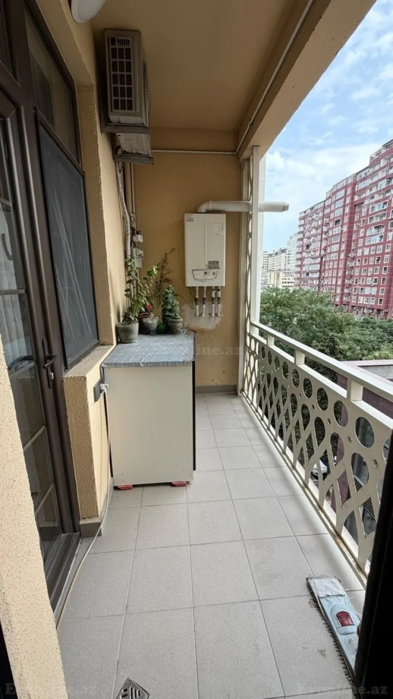 Satılır 2 otaqlı Mənzil Yeni tikili 105 m² 28 May m. - şəkil 15