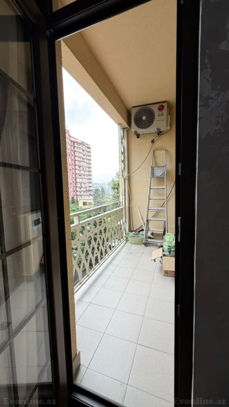Satılır 2 otaqlı Mənzil Yeni tikili 105 m² 28 May m. - şəkil 16