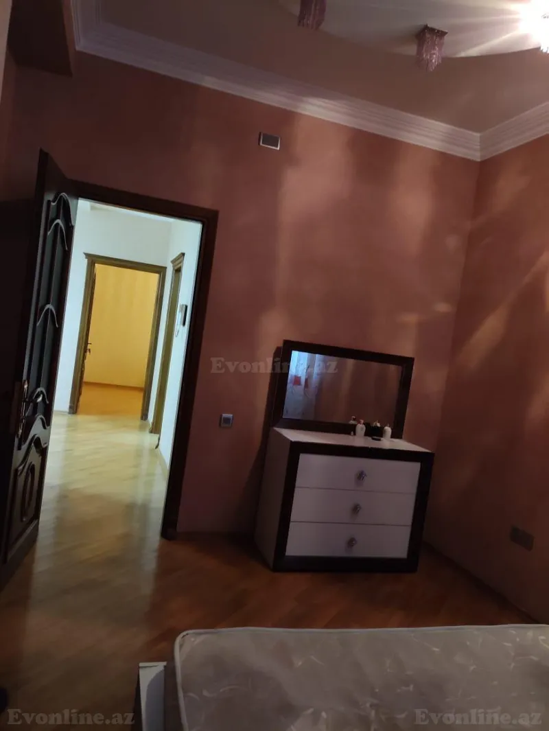 Kirayə verilir 3 otaqlı Mənzil Yeni tikili 115 m² Gənclik m. - şəkil 3