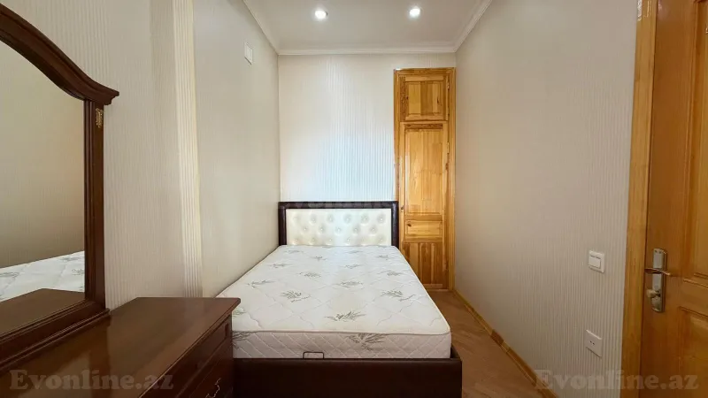 Satılır 2 otaqlı Mənzil Yeni tikili 63 m² Memar Əcəmi m. - şəkil 7