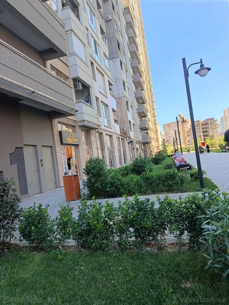 Satılır 3 otaqlı Mənzil Yeni tikili 95 m² 20 Yanvar m. - şəkil 2