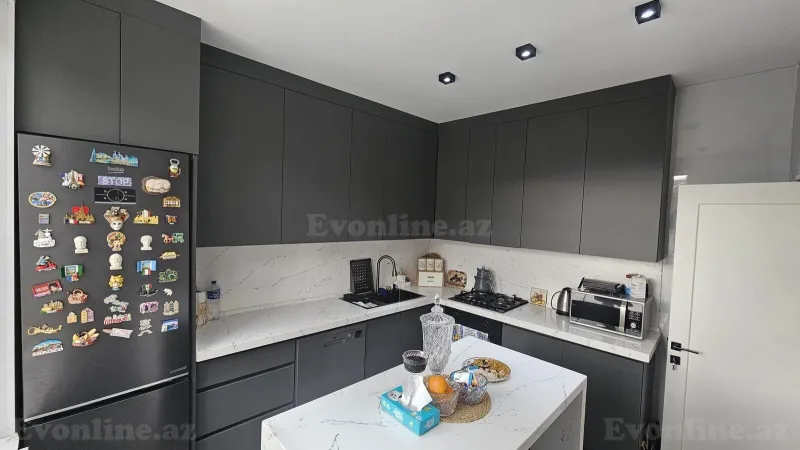 Kirayə verilir 9 otaqlı Həyət evi 400 m² Ağ şəhər - şəkil 9