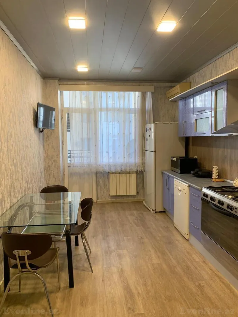 Kirayə verilir 3 otaqlı Mənzil Yeni tikili 150 m² Nizami m. - şəkil 12
