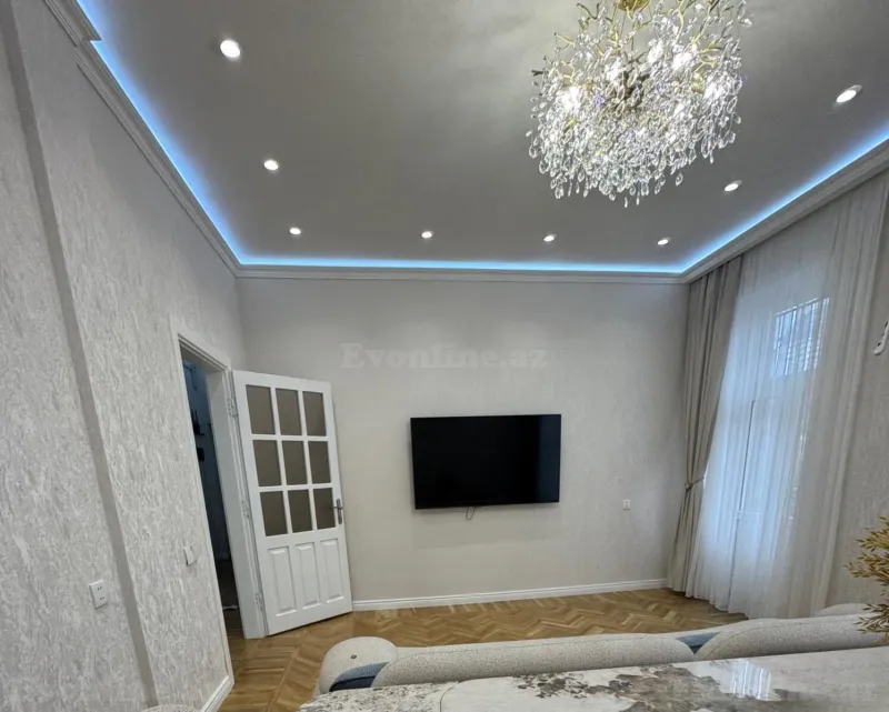 Kirayə verilir 3 otaqlı Mənzil Köhnə tikili 100 m² 28 May m. - şəkil 12