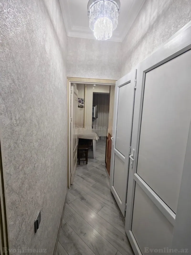 Satılır 3 otaqlı Mənzil Köhnə tikili 83 m² Həzi Aslanov m. - şəkil 3