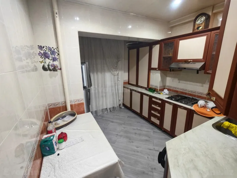 Satılır 3 otaqlı Mənzil Köhnə tikili 83 m² Həzi Aslanov m. - şəkil 7