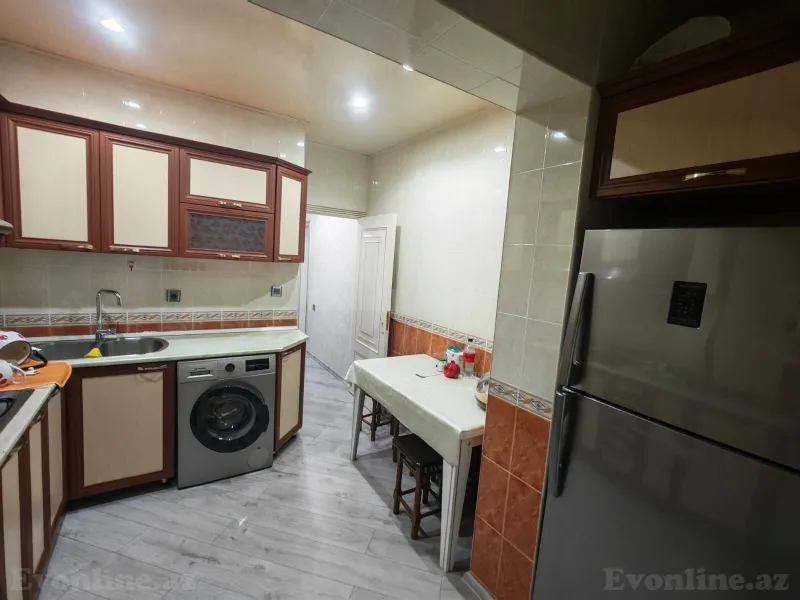 Satılır 3 otaqlı Mənzil Köhnə tikili 83 m² Həzi Aslanov m. - şəkil 10
