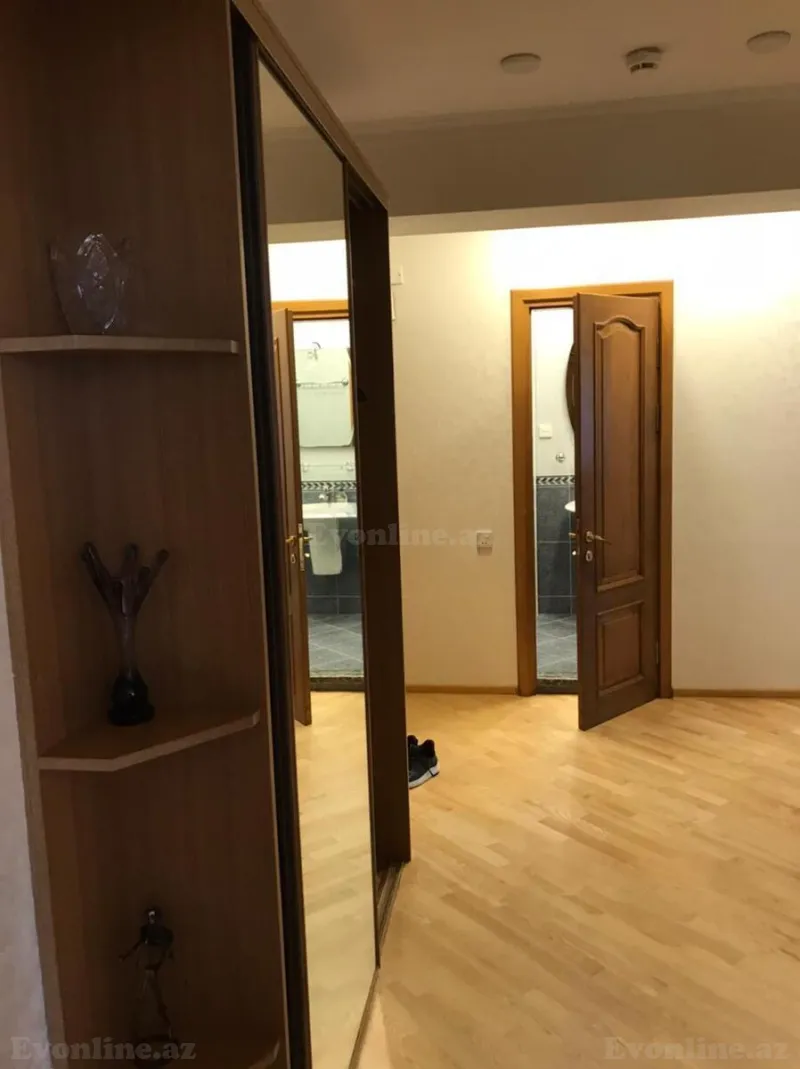 Satılır 2 otaqlı Mənzil Yeni tikili 80 m² Elmlər Akademiyası m. - şəkil 12