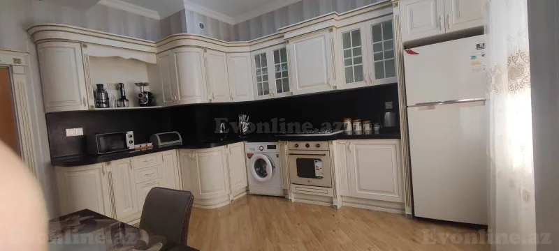 Satılır 2 otaqlı Mənzil Yeni tikili 98 m² 28 May m. - şəkil 3