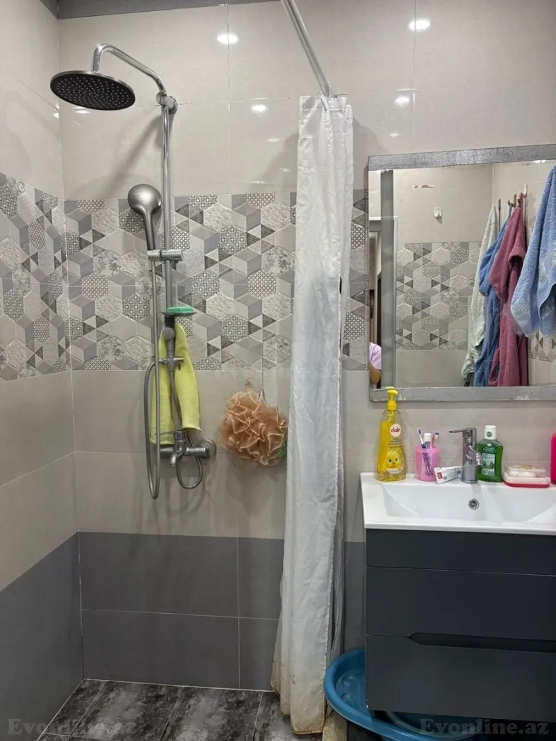 Satılır 2 otaqlı Mənzil Köhnə tikili 65 m² 8-ci mikrorayon - şəkil 5
