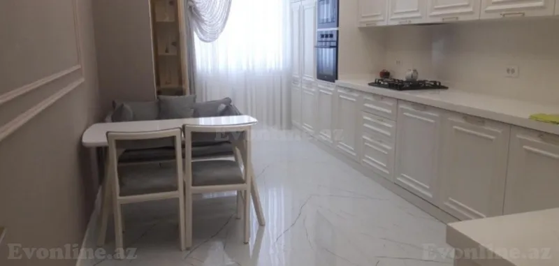 Kirayə verilir 2 otaqlı Mənzil Yeni tikili 90 m² Səbail r. - şəkil 13