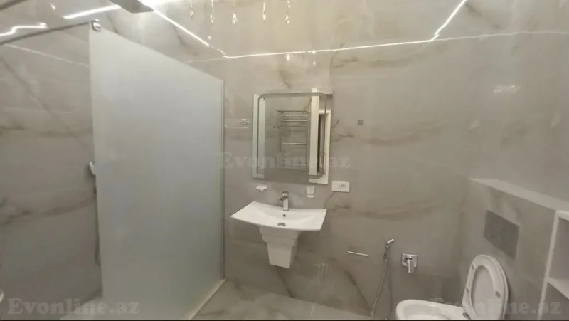 Kirayə verilir 2 otaqlı Mənzil Yeni tikili 90 m² Səbail r. - şəkil 18